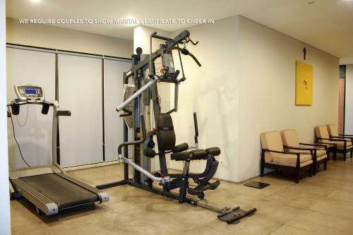 Hostal Zen Rooms Permata Karawaci Syariah
