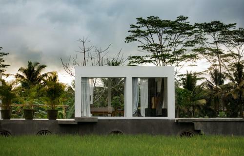 Ubud White Cubes