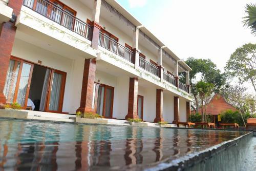 Hostal Seno Guesthouse & Cafe
