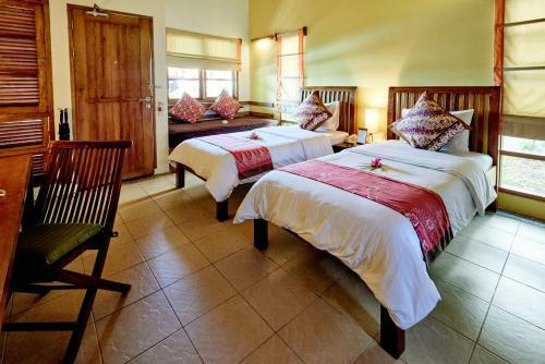 Hotel Cocotinos Manado