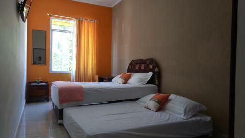 Hostal My Place