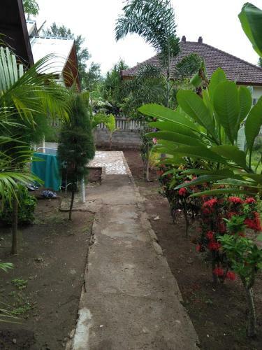 Hostal The Flower Cottages