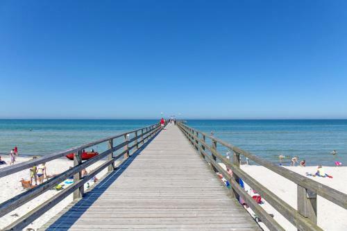 Apartamento Ferienwohnungen Haus Am Strand Zingst