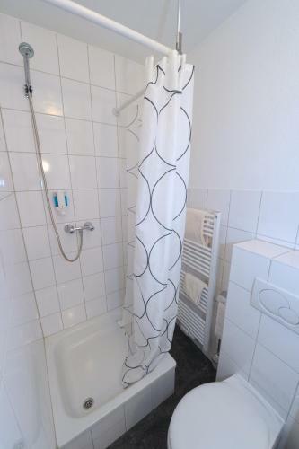 Hotel Weller- G�ste-und Apartmenthaus