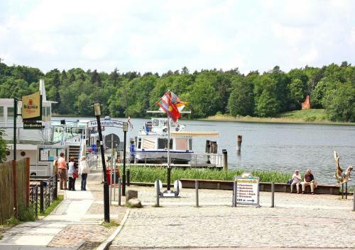 Apartamento Ferienwohnung Rheinsberg See 9851