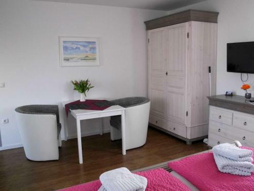 Apartamento Ferienappartements Middelhagen
