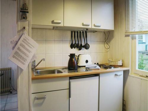 Two-bedroom Holiday Home In Middelhagen