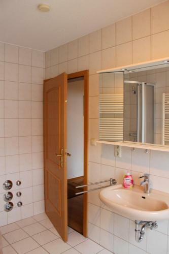 Apartamento Komfortable Ferienwohnung 2 - [#22209]
