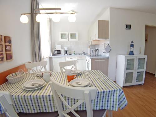 Apartment 9