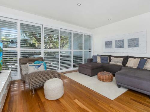 Villa Coastal Chic @ Casuarina