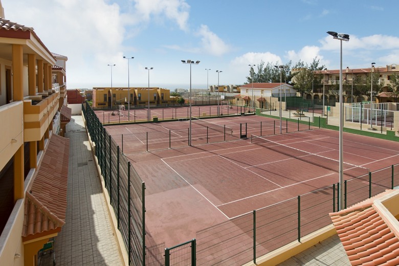 Apartamentos Elba Luc�a Sport & Suite Hotel