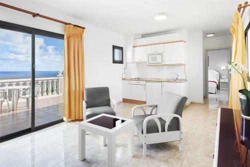 Apartamentos Elba Luc�a Sport & Suite Hotel