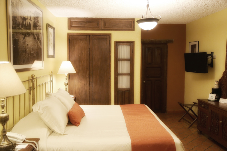Hotel El Meson De Los Poetas