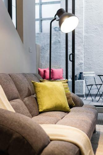 Complete Host Aqualuna Apartments