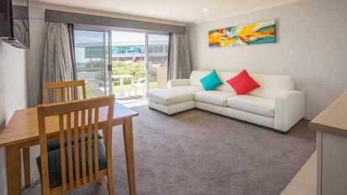Mollymook Shores Motel And Conference Centre