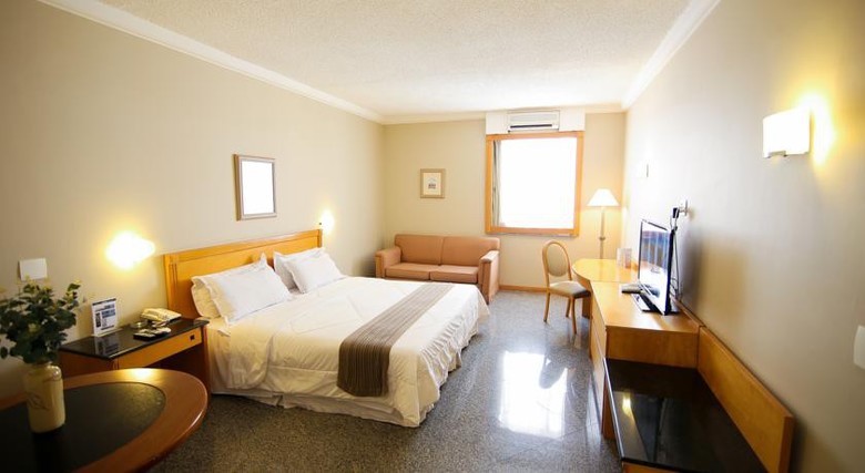 Hotel Plaza Inn Master