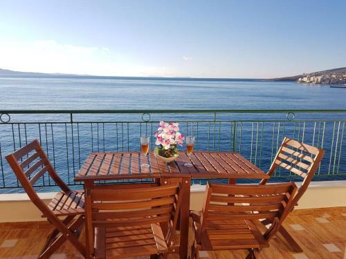 Super Star Saranda Apartment