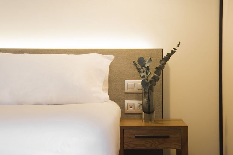 Hotel Icon Embassy