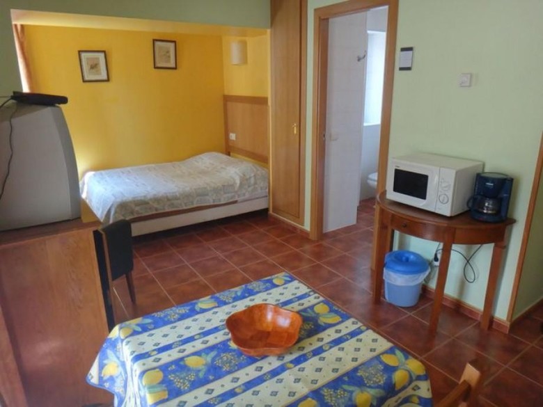 Aparthotel Llemp�