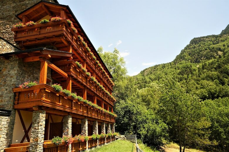 Hotel Xalet Bringu�
