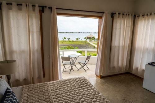 Hotel Brahma Blue