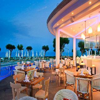 Pernera Beach Hotel