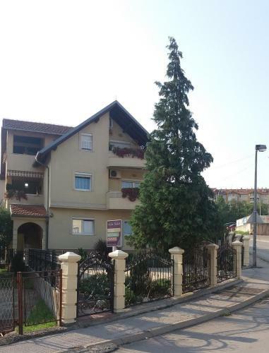 Hostal Vila San