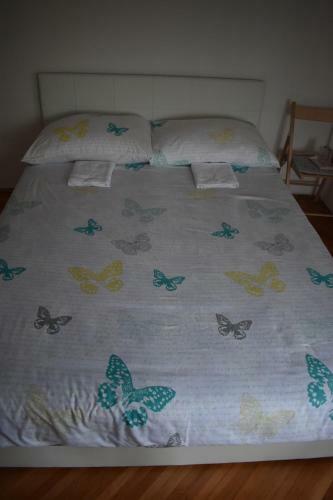 Hostal De Lux Apartment & Rooms Emilia