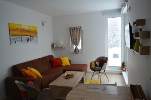 Nest Apartment
