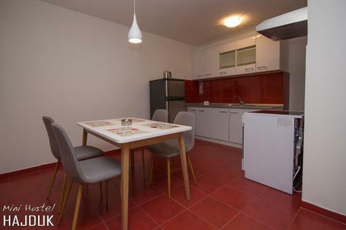 Mini Hostel - Apartman Konjic