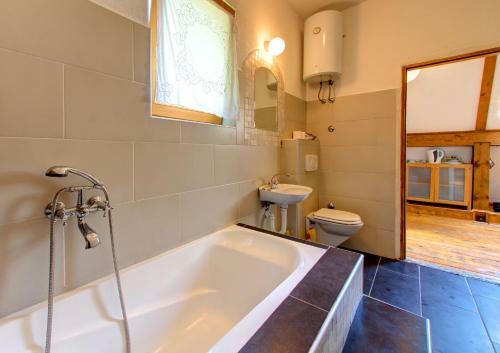 Herzegovina Lodges Boracko Jezero