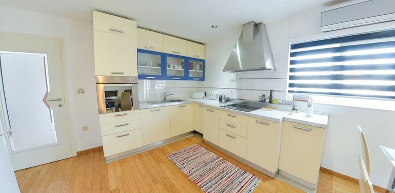 Luxury Apartment In City Center