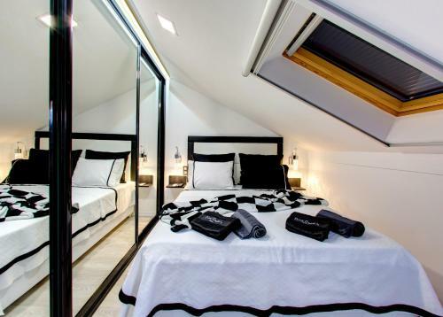 Luxury Apartment Crystal