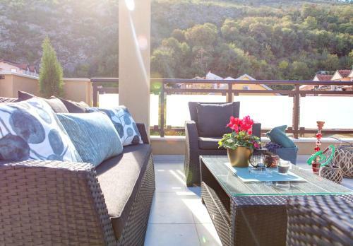 Luxury Apartment Crystal