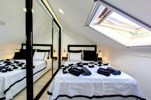 Luxury Apartment Crystal