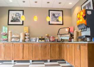 Hotel Hampton Inn Tampa-veterans Expressway/ Waters