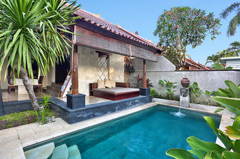 The Club Villas