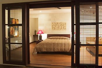 Ellora Villas