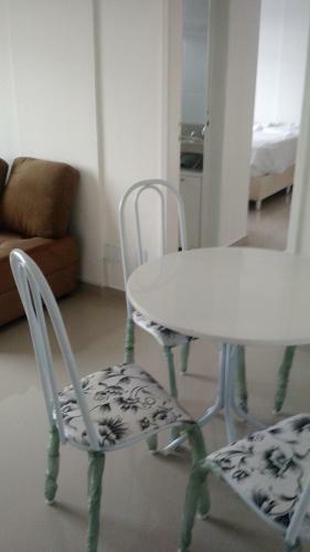 Apartamento Apto A 3 Quadras Da Praia Do Forte