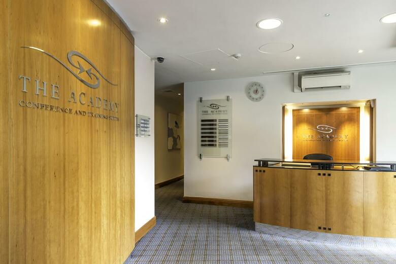 Hotel Holiday Inn London Heathrow Ariel