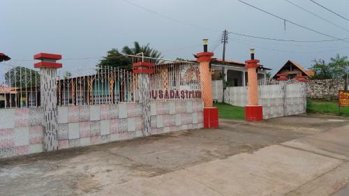 Hostal Pousada Strike