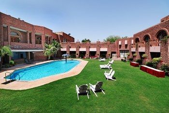 Hotel Shree Ram International