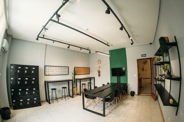 Hotel Caver�