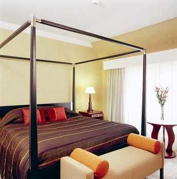 Hotel Troon Marine