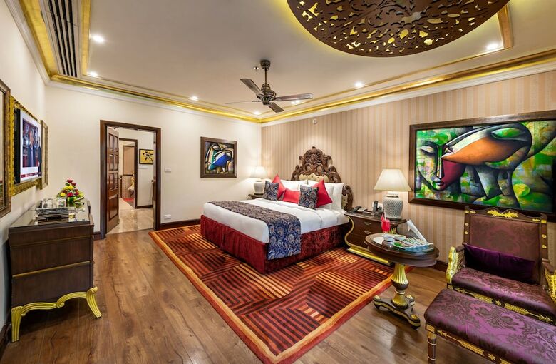 Hotel Mayfair Lagoon