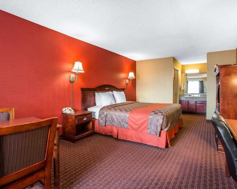 Hotel Rodeway Inn Near Stubhub Center