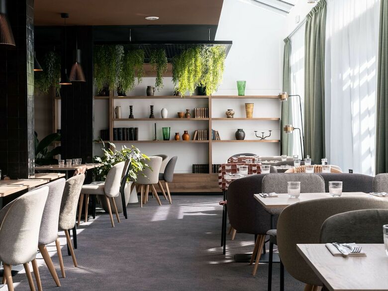 Hotel Novotel Chartres