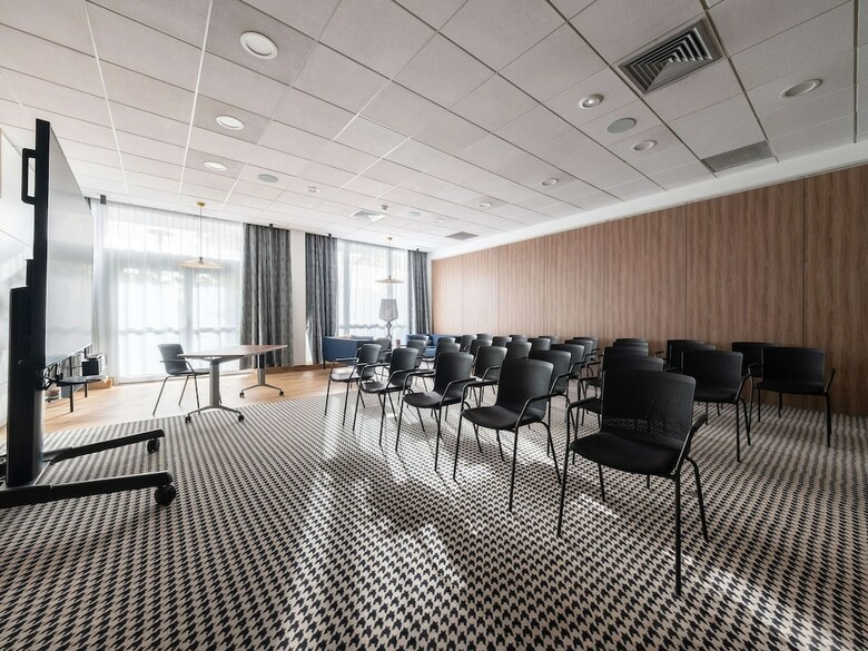 Hotel Novotel Chartres