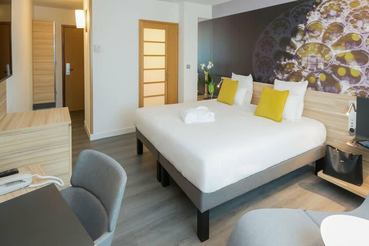 Hotel Novotel Chartres