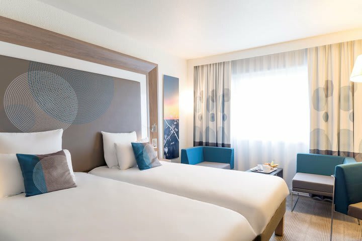 Hotel Novotel Chartres
